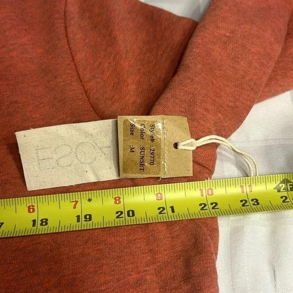 Habitat Escape NWT women M & XL sweater,pullover,oversized,cozy,butterflies EC - Picture 4 of 13